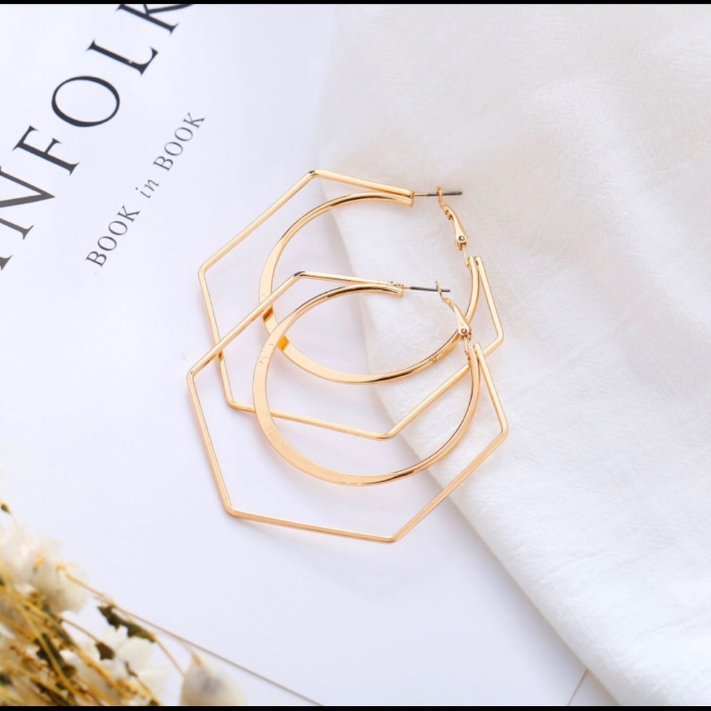 Geometrical Gold Hoop Earring